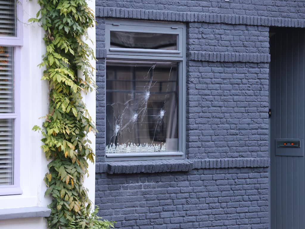 Meerdere schoten gelost op woningen in Alphen aan den Rijn, twee arrestaties
