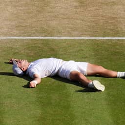 Brits sprookje op Wimbledon duurt voort: wildcardhouder Fery naar halve finales