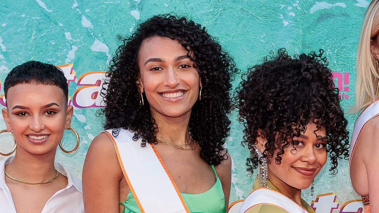 Amsterdamse Ona Moody wint Miss Nederland 2022 | Achterklap | NU.nl