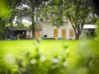 Baas droeg gedode beveiliger huis Overasselt op te vluchten tijdens schietpartij