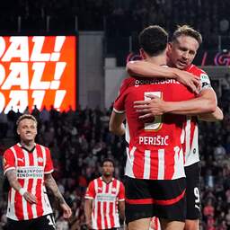 PSV wint dankzij hattrick Perisic ruim van Fortuna en legt druk bij koploper Ajax