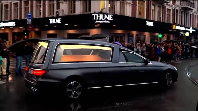 Tienduizenden Noren zien rouwstoet koning Harald voorbijrijden