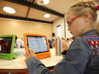Zweden en Noorwegen beperken laptopgebruik op school: 'Ze gingen all-in'