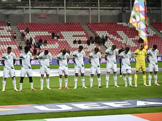 Ierse spelers maken statement bij Israëlisch volkslied en schudden geen handen
