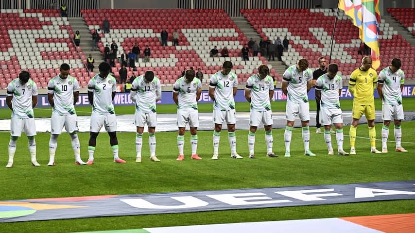 Ierse spelers maken statement bij Israëlisch volkslied en schudden geen handen