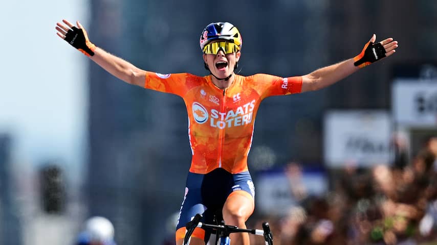 NPO weerlegt kritiek op wegschakelen tijdens gouden WK-race Demi Vollering