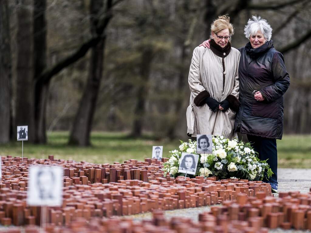 Zes dagen namen lezen in Westerbork: 'Als baby bij familie weggehaald'