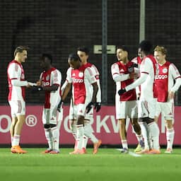 Jong Ajax beëindigt dramatische reeks met eerste winst sinds half augustus