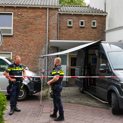 Vrouw (19) dood gevonden in woning Heiloo, man (20) opgepakt