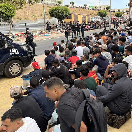 Illustratie bij: Italië en Spanje verlengen wederzijdse grenscontroles na migratiecrisis Ceuta