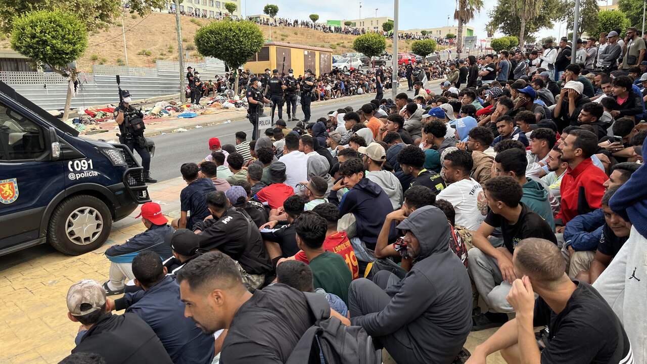 Foto bij Italië en Spanje verlengen wederzijdse grenscontroles na migratiecrisis Ceuta