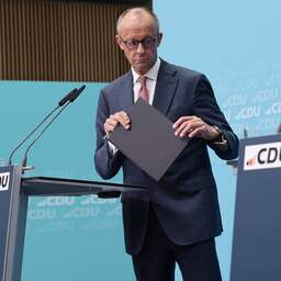 Merz na historisch verlies bij verkiezingen: 'Geen discussie over mijn positie'