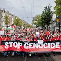 Live Midden-Oosten | Rode Lijn-protest én herdenking 7 oktober in Amsterdam