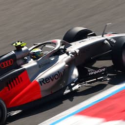 Live F1 | Audi verrast met andere sidepods, Verstappen tikt 50 ronden aan