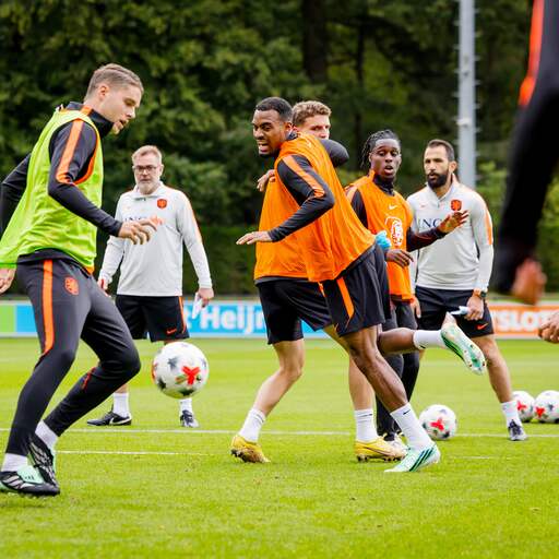 Illustratie bij: Oranje traint twee dagen voor duel met Duitsland opnieuw zonder Jurriën Timber