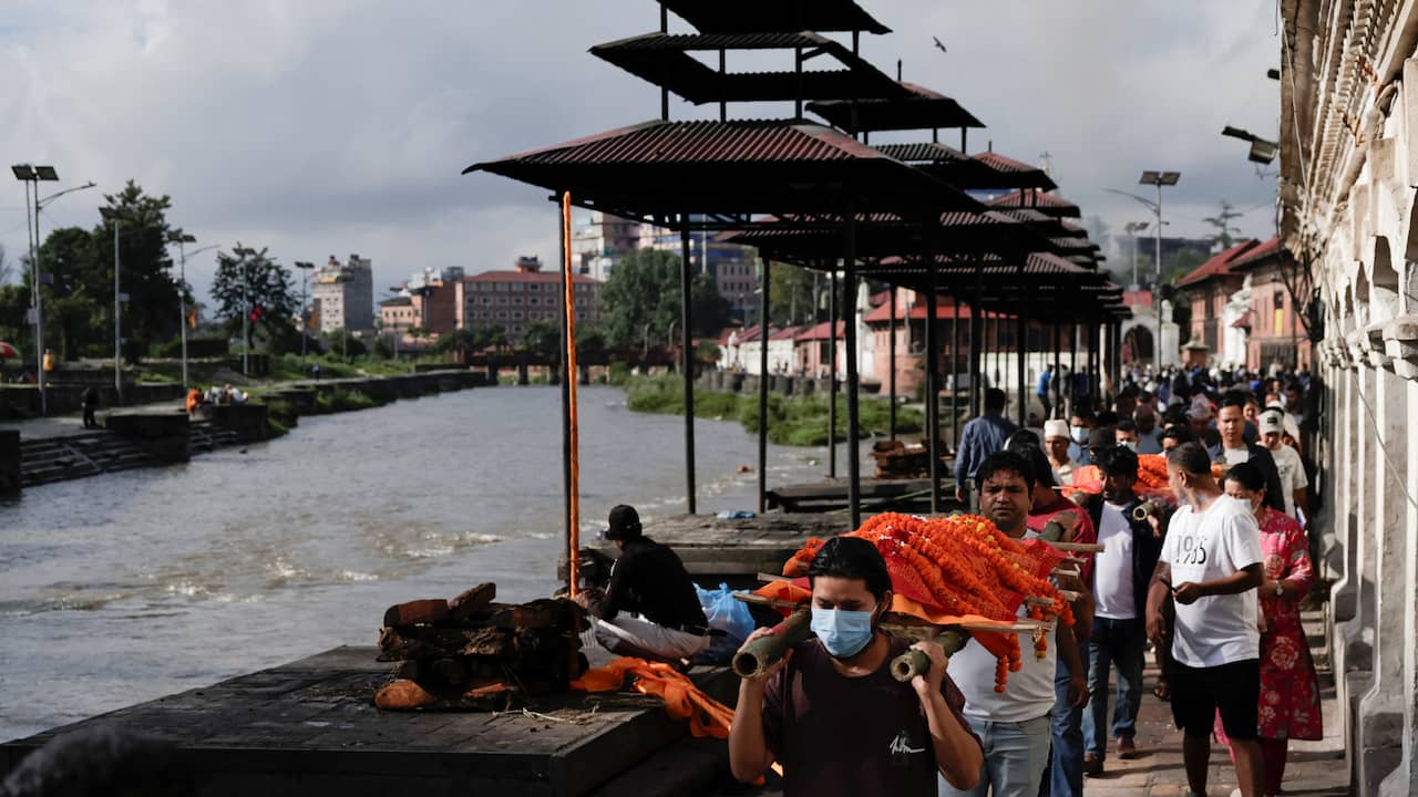 Ministerie in contact met vermiste Nederlander in Nepal, twee anderen nog zoek