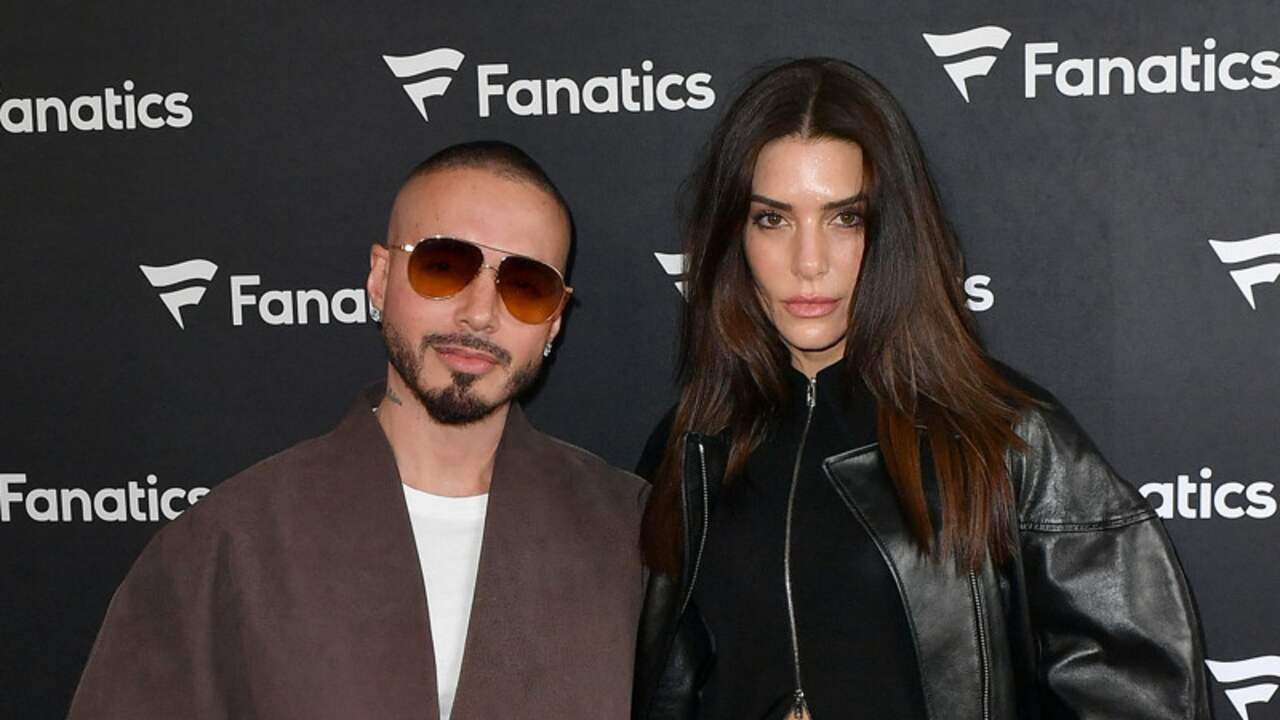 Foto bij Colombiaanse zanger J Balvin en vriendin na bijna tien jaar uit elkaar