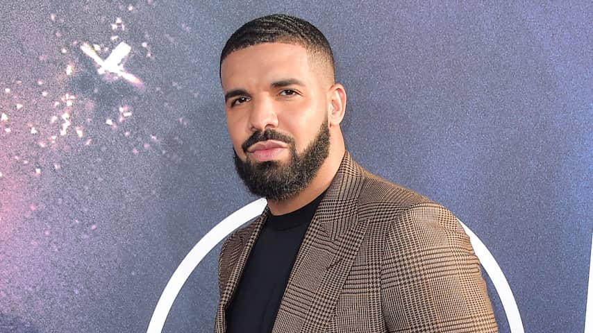 Drake staakt zaak tegen UMG en Spotify over bevoordelen van Kendrick Lamar  | Muziek | NU.nl