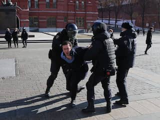 Russische vluchtelingen willen niet meer terug: 'Ik ben bang voor de politie'