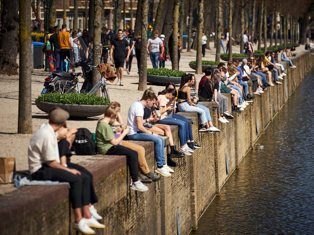 Haaglanden en Twente naar hoogste risiconiveau op Nederlandse coronakaart