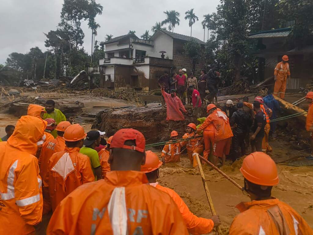 Zeker 44 doden en honderden vermisten door aardverschuivingen in India