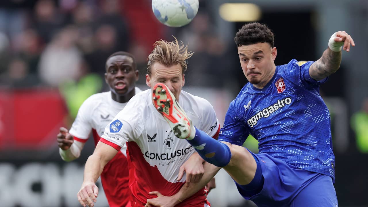 Live Eredivisie | FC Utrecht en FC Twente hebben voetbalzondag ingeluid