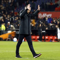 Feyenoord en Van Persie dieper in de problemen na bekerexit tegen Heerenveen