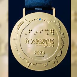 Medaille van marathon Sydney beeldt verkeerd stadion af