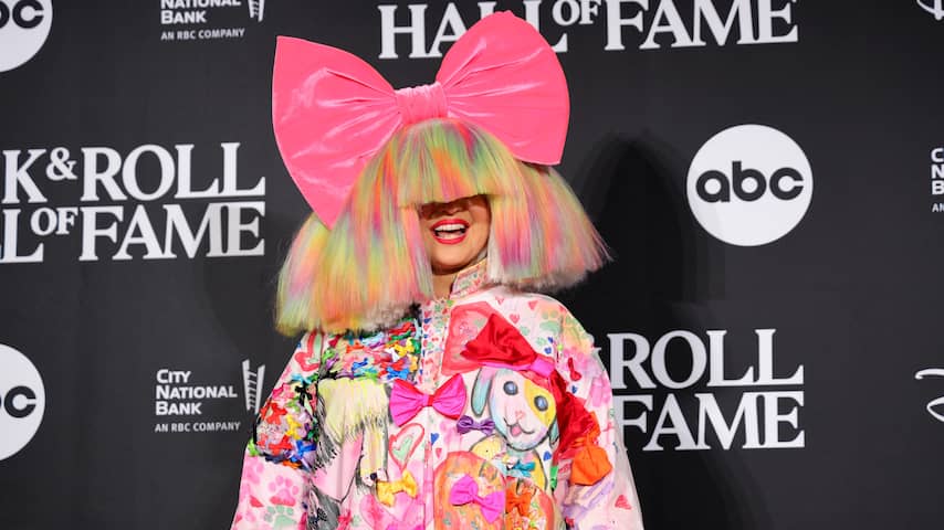 Sia schikt in zaak met ex-partner en behoudt voogdij over hun zoon