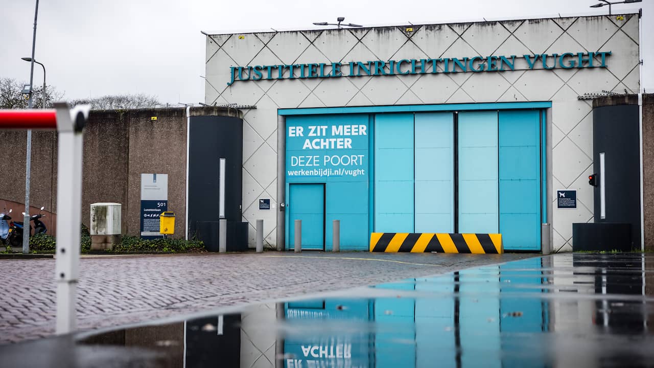 Brand in gevangenisvleugel Vught: meer dan 160 gevangenen geëvacueerd