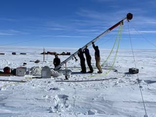 Oudste ijs én oudste lucht ter wereld gevonden op Antarctica: 'Reis terug in de tijd'
