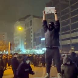 Iraanse demonstranten zien geen weg meer terug: 'Dit is geschiedenis in actie'