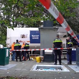 Man valt in gat ondergrondse container van 3 meter diep in Den Bosch