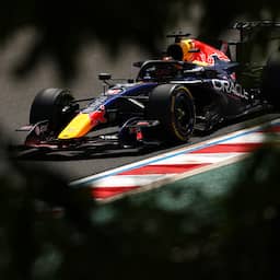 Verstappen klokt tweede tijd in training Hongarije, Leclerc halve seconde sneller