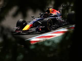 Verstappen klokt tweede tijd in training Hongarije, merkwaardige schuiver Stroll
