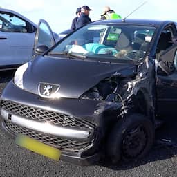Kettingbotsingen met 17 voertuigen op A1 tijdens drukke ochtendspits