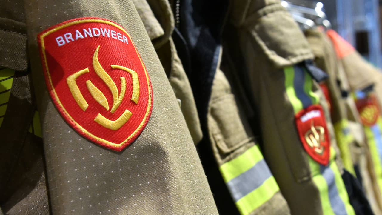 Man omgekomen bij woningbrand in Geldrop, ook brand in Amsterdamse haven