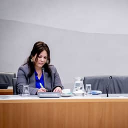 Kabinet gaat excuses maken aan door toeslagenschandaal getroffen kinderen