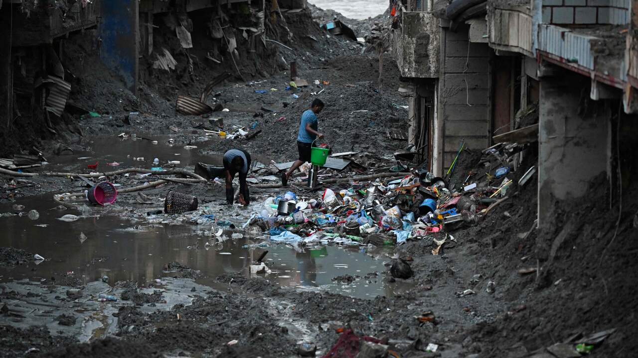 Foto bij Meer dan honderd doden in Nepal en India door overstromingen na noodweer