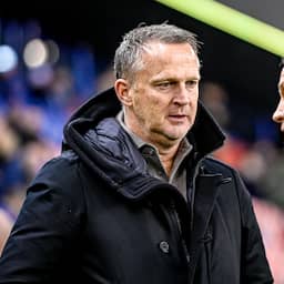 Noodlijdend Vitesse strikt clubicoon John van den Brom als nieuwe hoofdtrainer