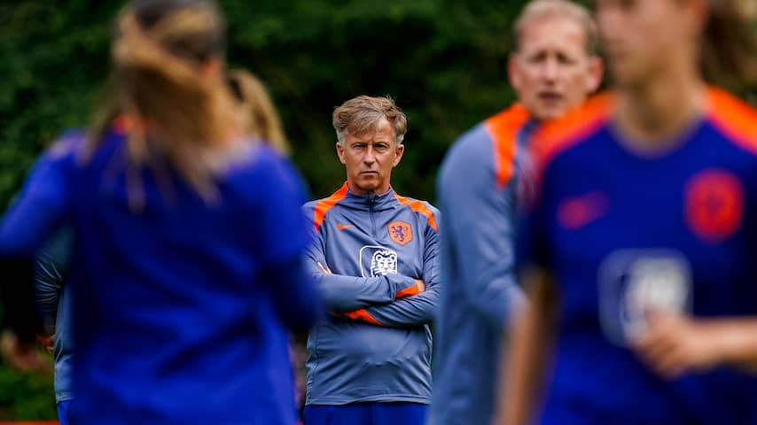 KNVB en Jonker willen brief van speelsters aan FIFA niet openlijk