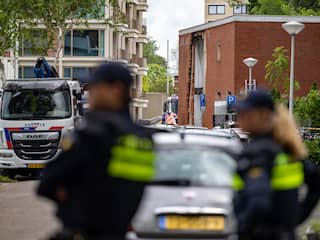 Meerdere arrestaties na explosie in Amsterdam, ook auto's in beslag genomen
