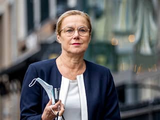 Kaag vond voorval met man die met fakkel voor huis stond 'bedreigend en eng'