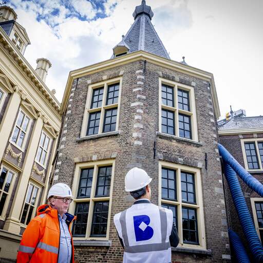 Illustratie bij: Dak van Torentje op Binnenhof blijkt van Zweeds hout uit 1546 te zijn