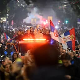 Oud-president Vucic erkent verkiezingsnederlaag in Servië, studenten winnen