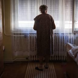 Vrouw (76) geeft 35.000 euro aan contant spaargeld voor kinderen aan nepagent