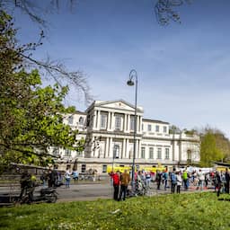 OM vervolgt PVV-Statenlid voor aanrijding XR-demonstrant bij Provinciehuis Haarlem