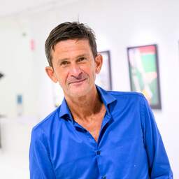 Cornald Maas denkt commentaar Songfestival vanavond niet te vroeg te geven