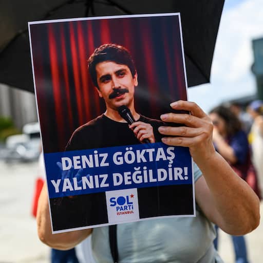 Illustratie bij: Turkse komiek krijgt negentien maanden cel voor beledigen Erdogan