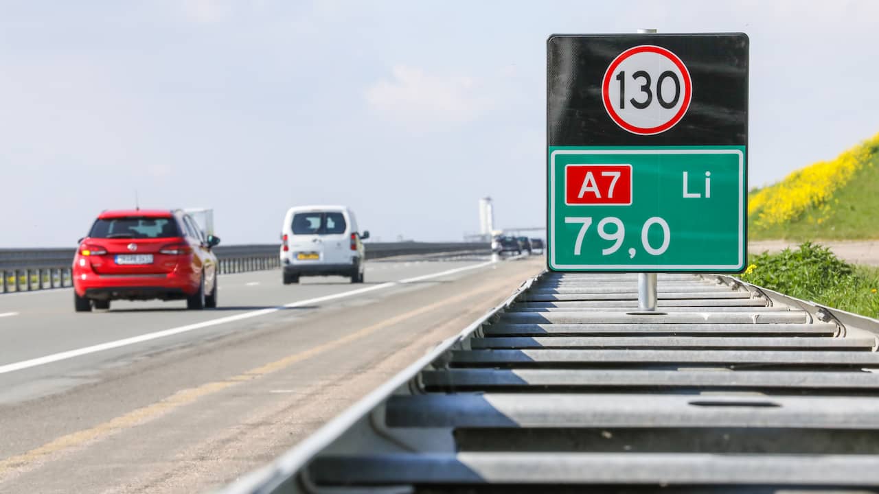 Verkeer mag vanaf deze week op drie wegen weer 130 kilometer per uur rijden